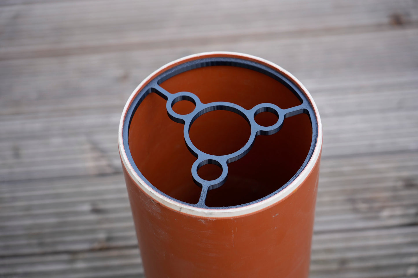 UVC Halterung für DN 200 KG Orange Rohr